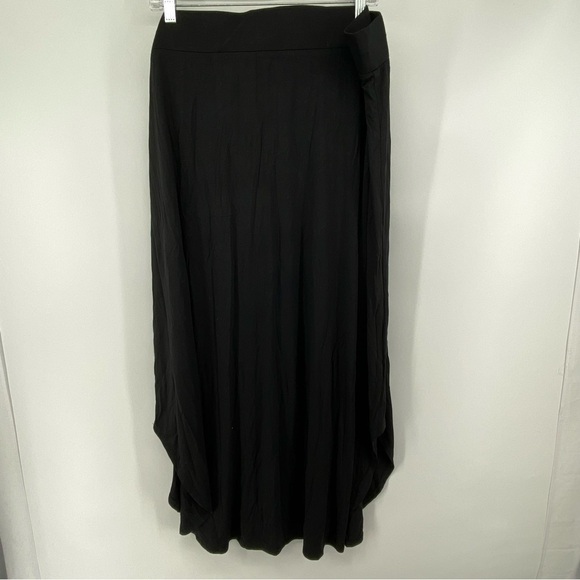 Logo Layers Sz 2X Black Knit Skirt Long Maxi Curved Hem - Picture 1 of 5